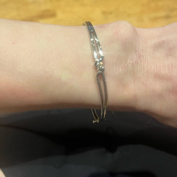 Diamond Bracelet - Picture 11 of 12